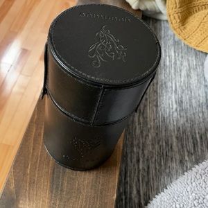 Younique makeup brush container